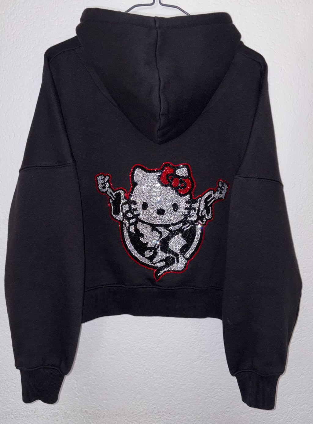 Hello Kitty red
